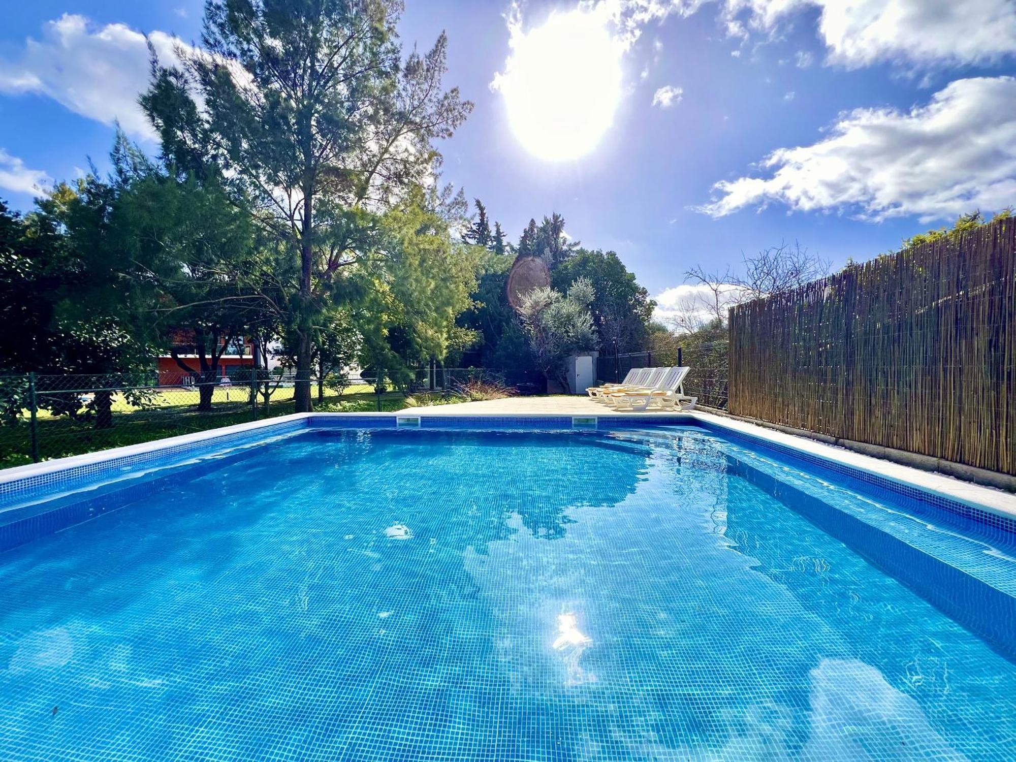 Stylish 1 With Pool By Homing *